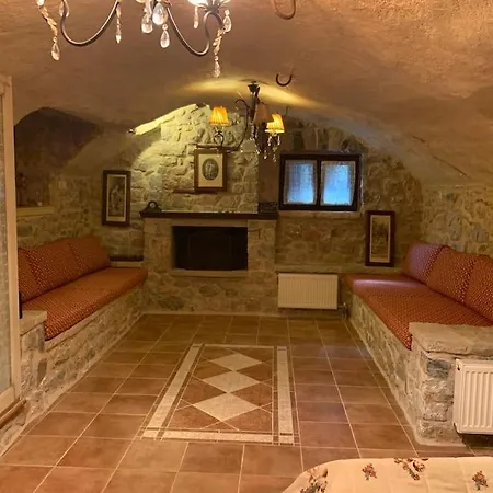 Arxontariki αρχονταρικι Villa Levídhion